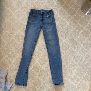 American Eagle skinny jeans